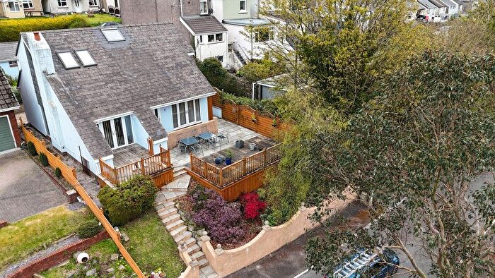 3 Bedroom Bungalow For Sale In Gellir Haidd, Tonyrefail, Porth, CF39