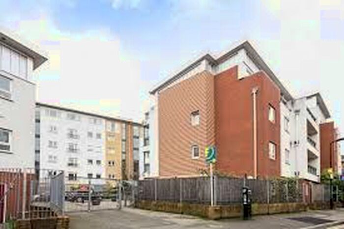 2 Bedroom Flat To Rent In Cottrill Gardens Marcon Place, Hackney, E8