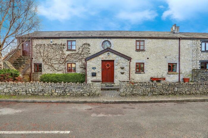 5 Bedroom Barn Conversion For Sale In Stablau Hir, Penmark, Barry, CF62