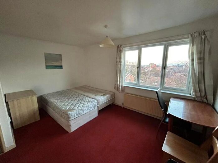 3 Bedroom Flat To Rent In Hammond Street, Sheffield, S3