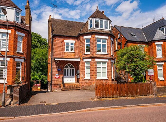 1 Bedroom Apartment To Rent In Beaconsfield Road, St. Albans, Hertfordshire, AL1
