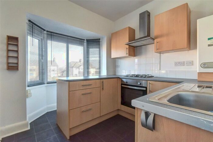 2 Bedroom Flat To Rent In Hull Road, Anlaby, Hull, East Yorkshire, HU10