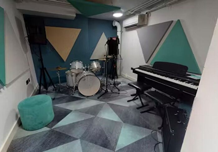 1 Bedroom Flat To Rent In Iq Bristol Marlborough Street, Bristol, BS1