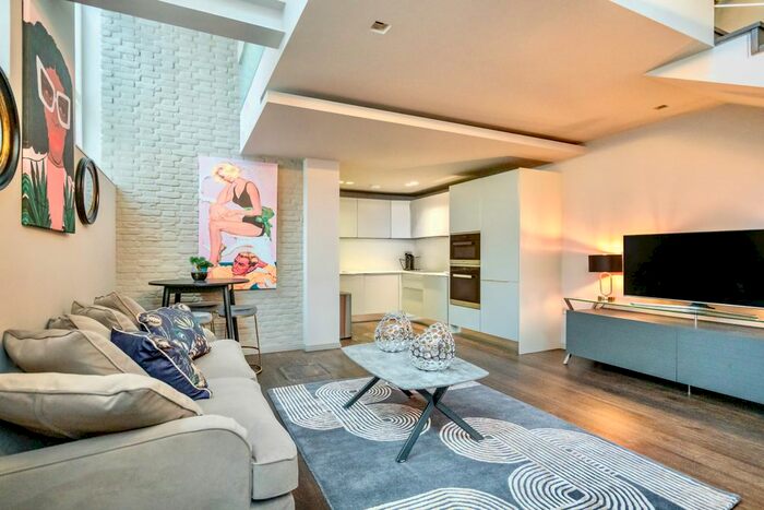 1 Bedroom Flat To Rent In Stukeley Street, London, WC2B