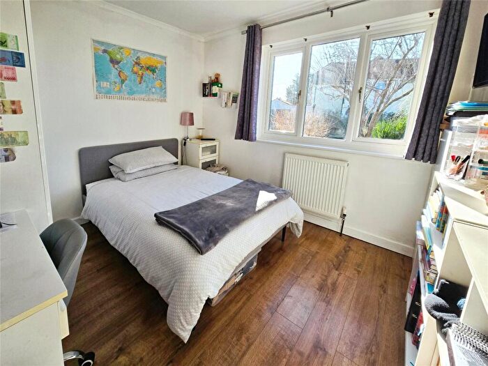 3 Bedroom Bungalow For Sale In Madeira Lane, Freshwater, PO40
