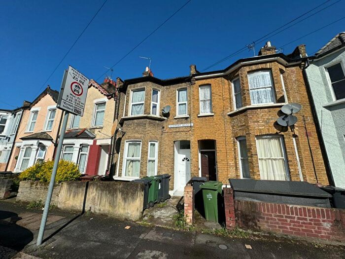 1 Bedroom Flat To Rent In Newport Rd, E10