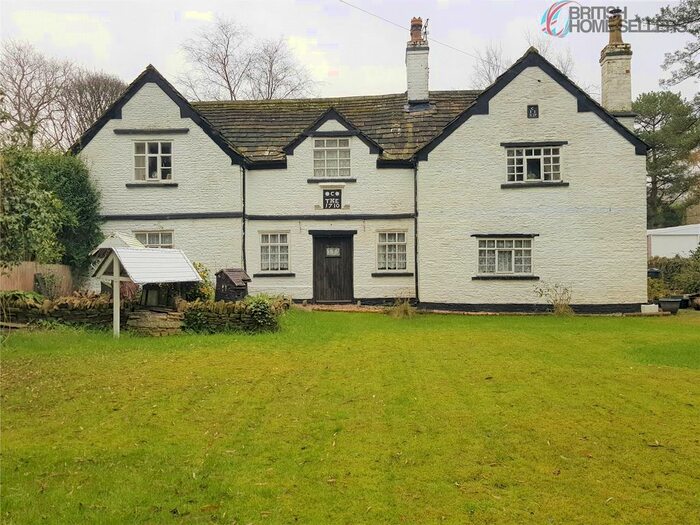 4 Bedroom Detached House For Sale In Elmers Green, Skelmersdale, Lancashire WN8