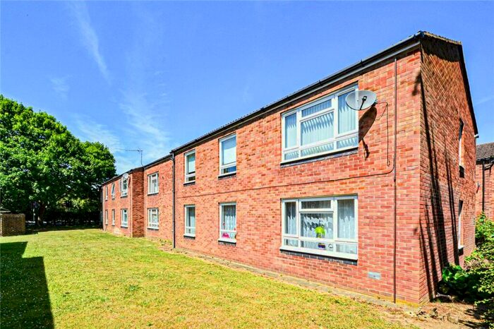 1 Bedroom Apartment To Rent In Molewood Close, Cambridge, CB4