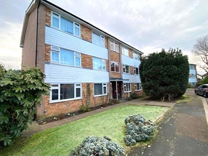 2 Bedroom Apartment To Rent In Nicola Close, Harrow, Greater London, HA3
