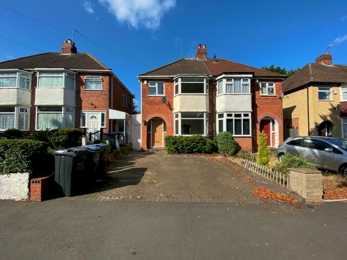 3 Bedroom Semi-Detached House To Rent In Calshot Road, Birmingham, B42