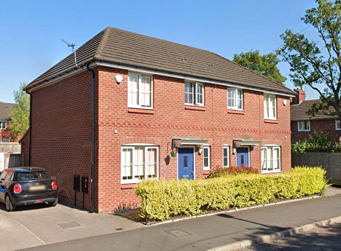 3 Bedroom Semi-Detached House To Rent In Tootal Drive, Tootal Park, Salford, Greater Manchester, M6