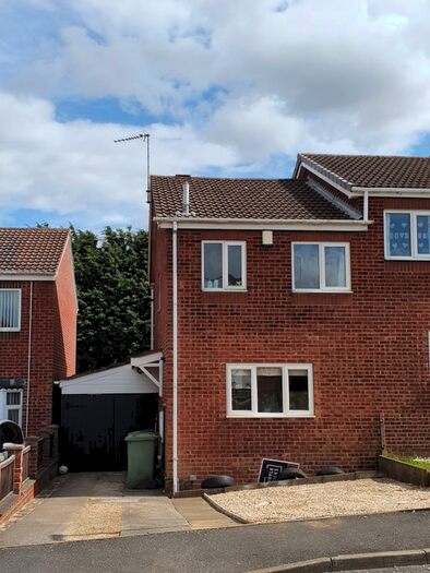 2 Bedroom Semi-Detached House To Rent In Middlegate Field Drive, Whitwell, S80