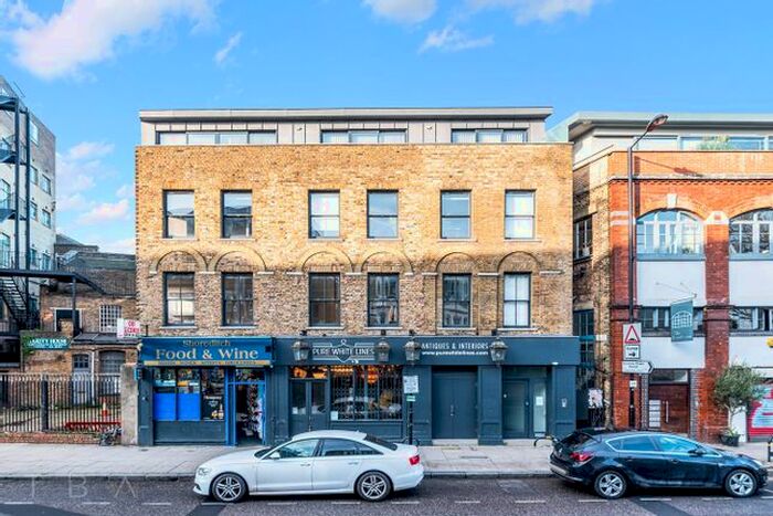 2 Bedroom Flat To Rent In Hackney Road, London, E2