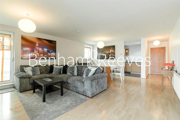 2 Bedroom Apartment To Rent In Erebus Drive, London, SE28