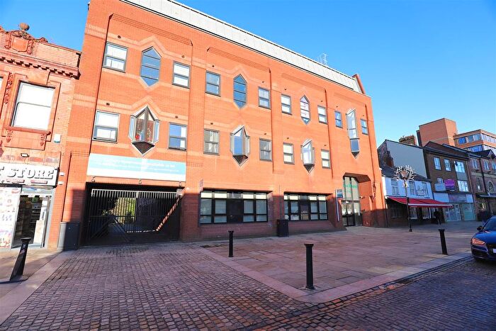 1 Bedroom Flat To Rent In Churchgate, Bolton, BL1