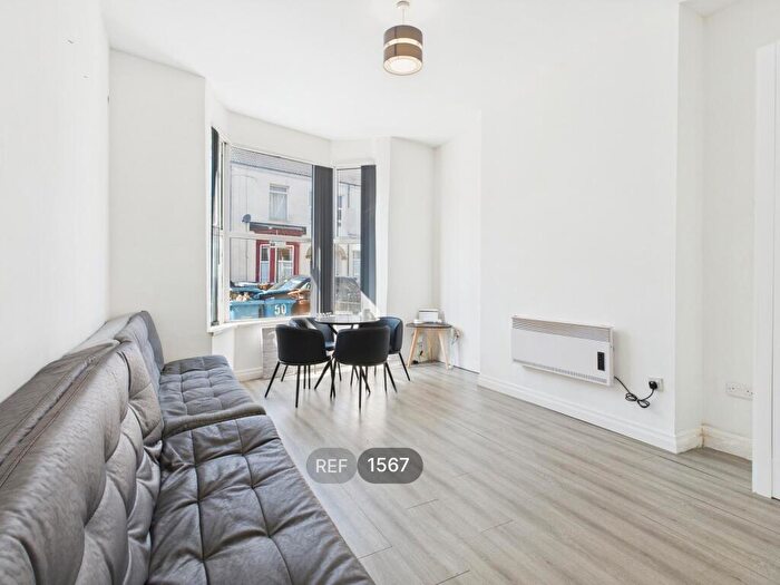 2 Bedroom Apartment To Rent In Granville Street, HU3