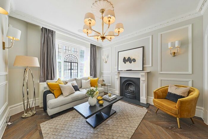 5 Bedroom Flat To Rent In Wilton Place, London, SW1X