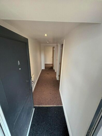 1 Bedroom Apartment To Rent In Wheatley Court, Halifax, West Yorkshire, HX2