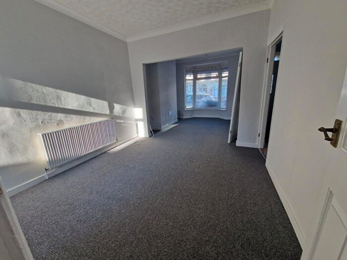 2 Bedroom Terraced House To Rent In Rosmead Street, HU9