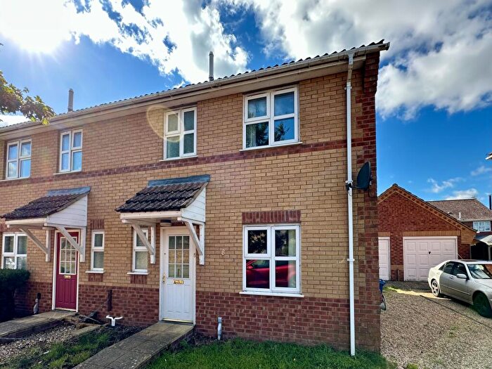 3 Bedroom Semi Detached House To Rent In Briscoe Way, Lakenheath, Brandon, IP27