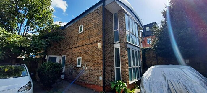 1 Bedroom Flat To Rent In South Street, Gravesend, Kent, DA12