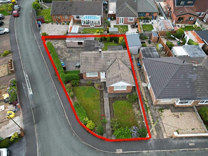 2 Bedroom Detached Bungalow For Sale In Oakfield Crescent, Aspull, WN2