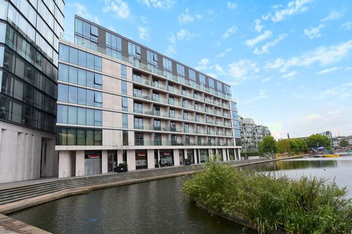 1 Bedroom Flat To Rent In Bookhouse, A City Road, London, EC1V