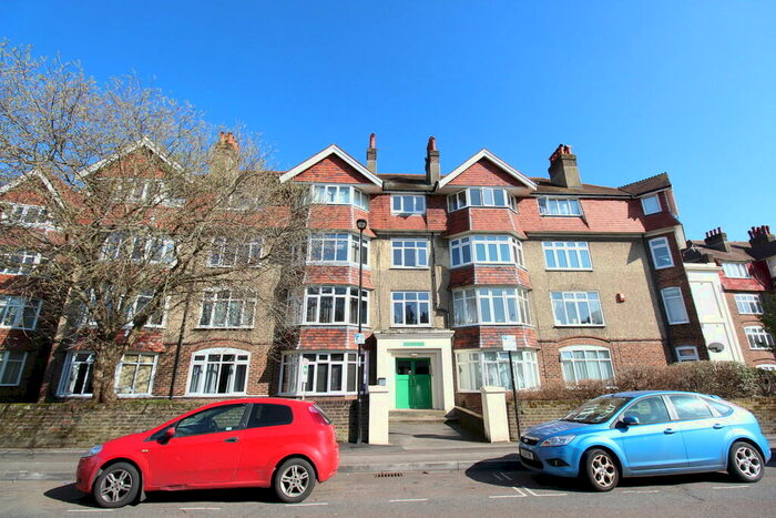 5 Bedroom Apartment To Rent In Devonshire Road, Southampton, SO15