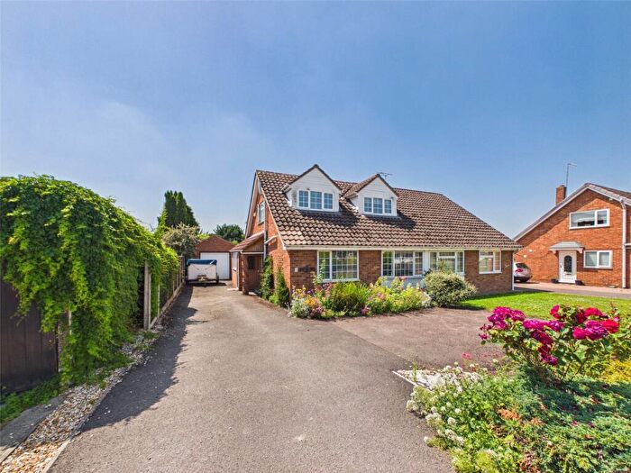 3 Bedroom Semi Detached House For Sale In Gatton Way, Hucclecote, Gloucester, Gloucestershire, GL3