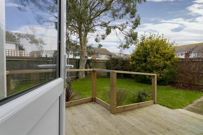 3 Bedroom Semi-Detached House To Rent In Shadwells Road, Lancing, BN15