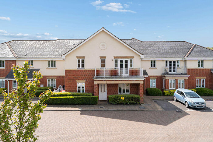 1 Bedroom Apartment For Sale In Blackbird Mews, Loudwater, HP10