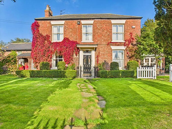 3 Bedroom Detached House For Sale In Carr Road, Burton Pidsea, HU12