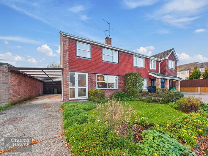 3 Bedroom Semi-Detached House For Sale In Pembroke Avenue, Maldon, CM9