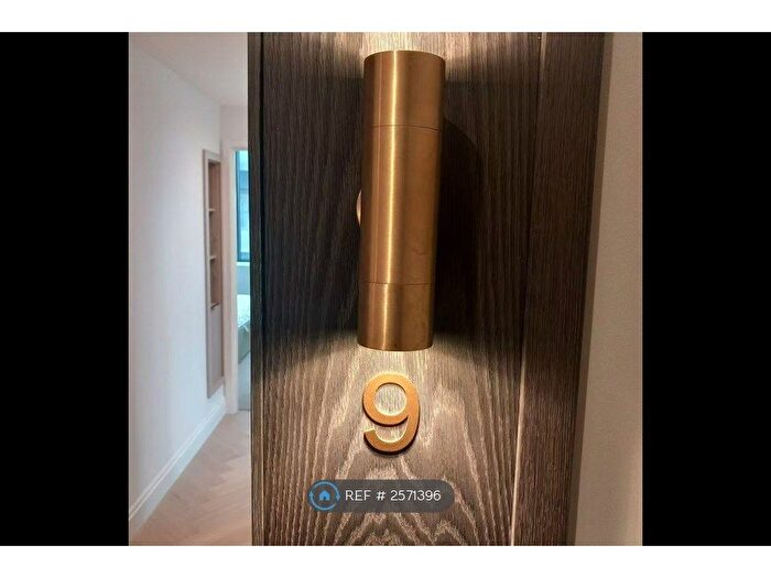 1 Bedroom Flat To Rent In Engine House Way, London, NW1