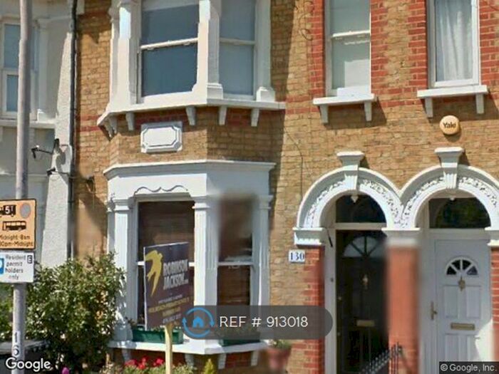 4 Bedroom Semi-Detached House To Rent In Albacore Crescent, London, SE13