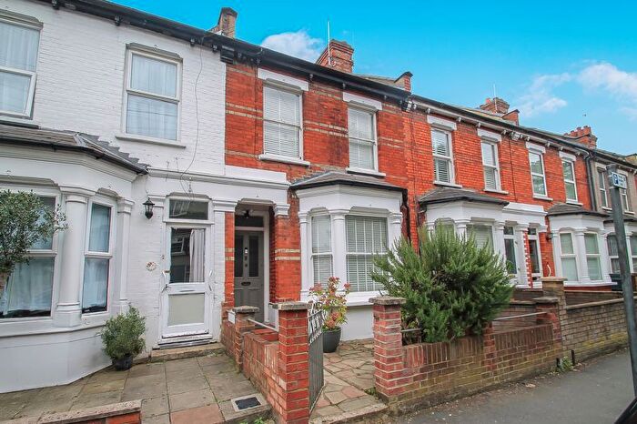3 Bedroom Terraced House For Sale In Byron Road, Harrow, HA1