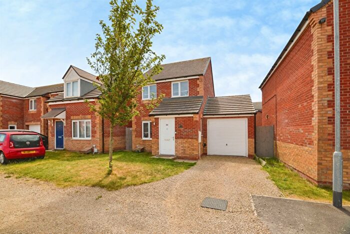 3 Bedroom Detached House For Sale In Springfield Road, Middlesbrough, TS5