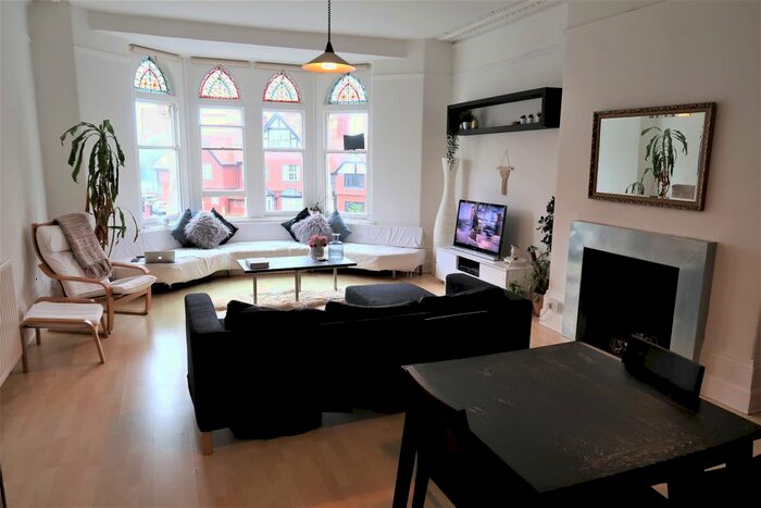 1 Bedroom Flat To Rent In Washington House, Stanwell Road, Penarth, CF64