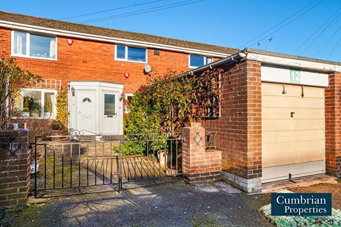 2 Bedroom Flat For Sale In Thirlwell Gardens, Carlisle, CA1