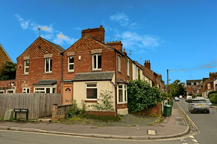 4 Bedroom House To Rent In James StreetOxford, OX4