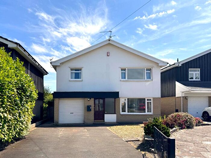 4 Bedroom Detached House For Sale In Springfield Close, Wenvoe, CF5