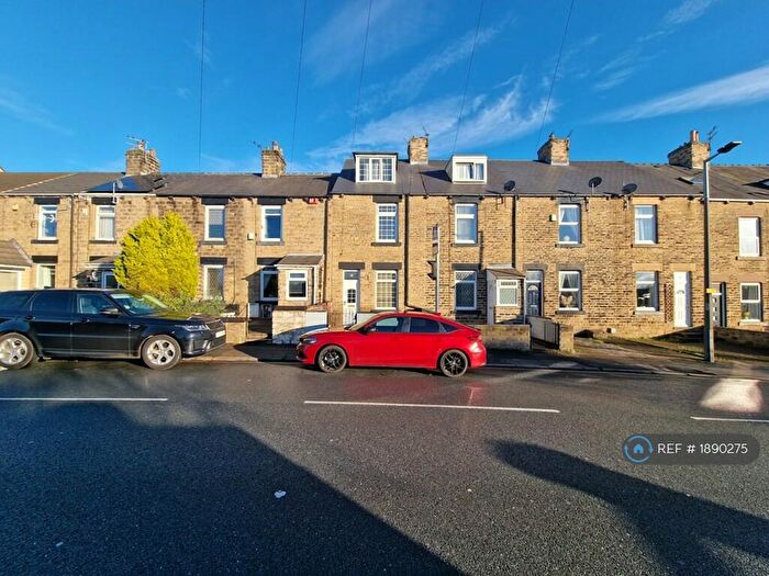 4 Bedroom Terraced House To Rent In Snydale Road, Cudworth, Barnsley, S72