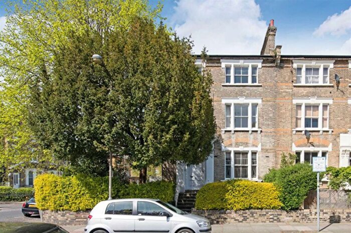 2 Bedroom Flat To Rent In Ulva Road, London, SW15