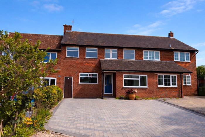 4 Bedroom Terraced House For Sale In Addison Road, Steeple Claydon, MK18