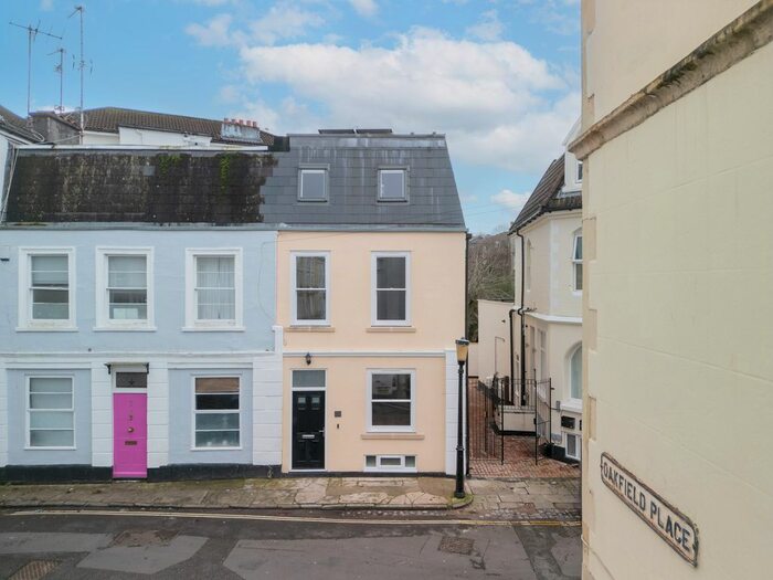 4 Bedroom Semi-Detached House To Rent In Oakfield Place, Bristol, BS8