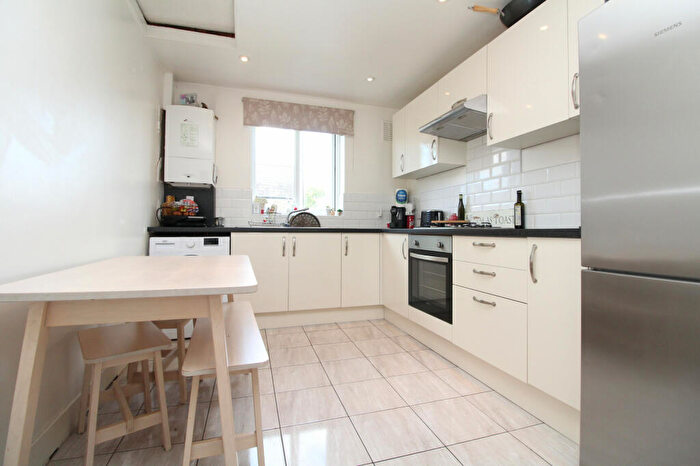 2 Bedroom Maisonette To Rent In London Road, Bromley, BR1
