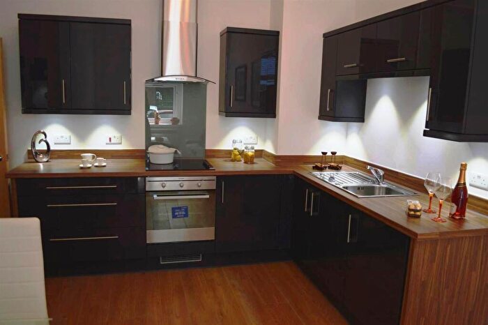 2 Bedroom Apartment To Rent In Millbrook Road East, Southampton, SO15