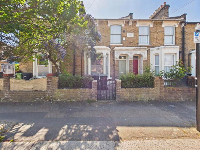 4 Bedroom Terraced House To Rent In Clyde Road, London, N15