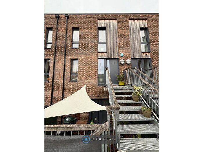 3 Bedroom Terraced House To Rent In Bedminster, Bristol, BS3