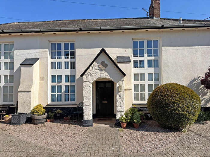 2 Bedroom Flat For Sale In Mill Street, Sidmouth, EX10